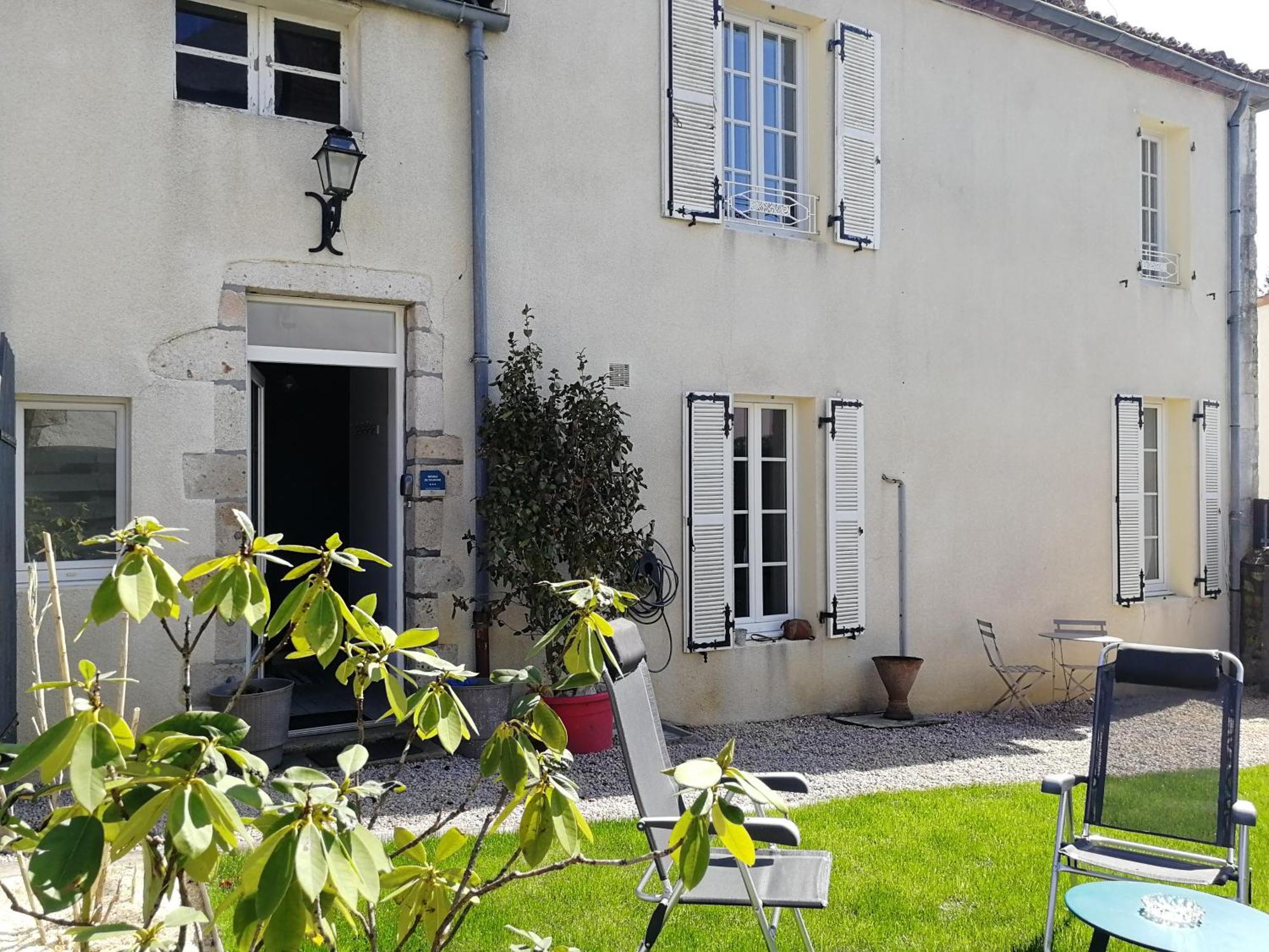 Le Gite Du Fou Logement 8 Pers 13Mn Puy Du Fou Saint-Amand-sur-Sevre Екстериор снимка